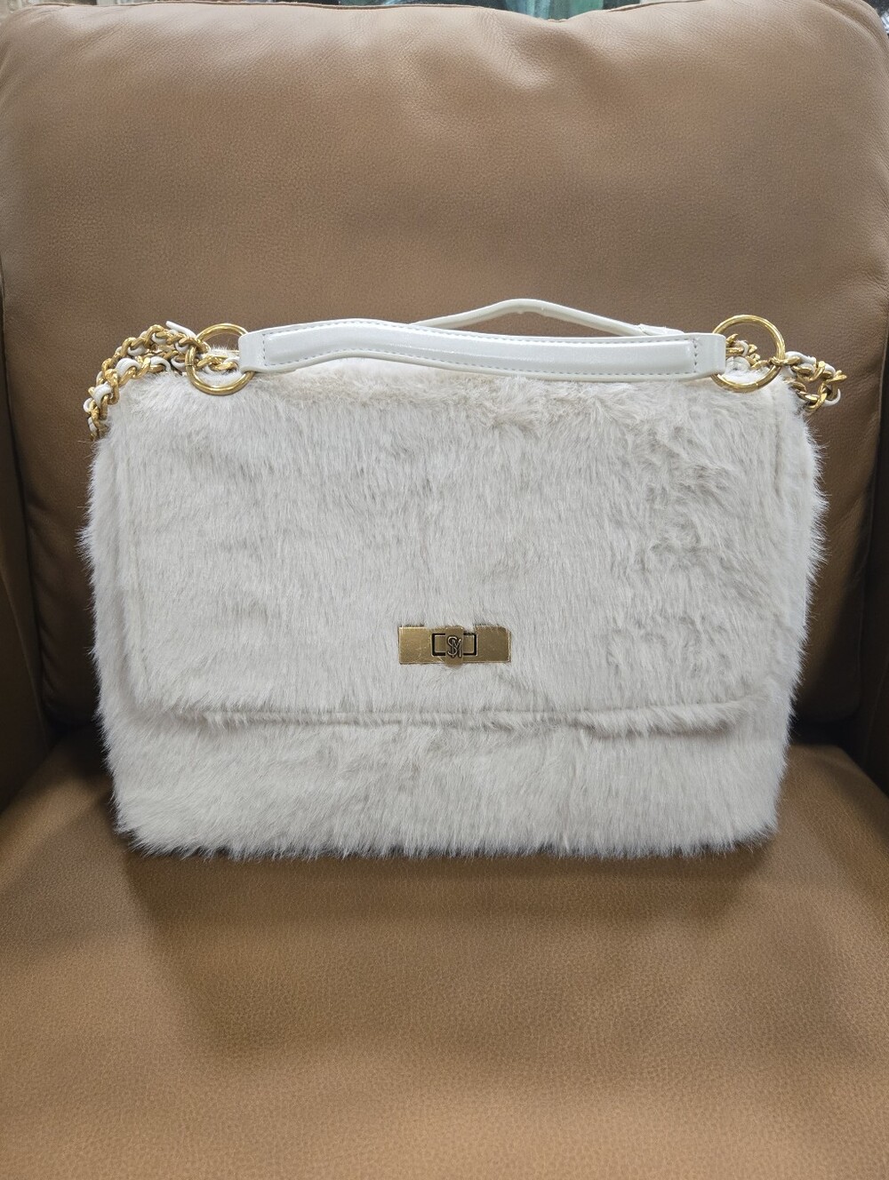 Steve Madden Cream Faux Fur Shoulder Bag with Gold Chain